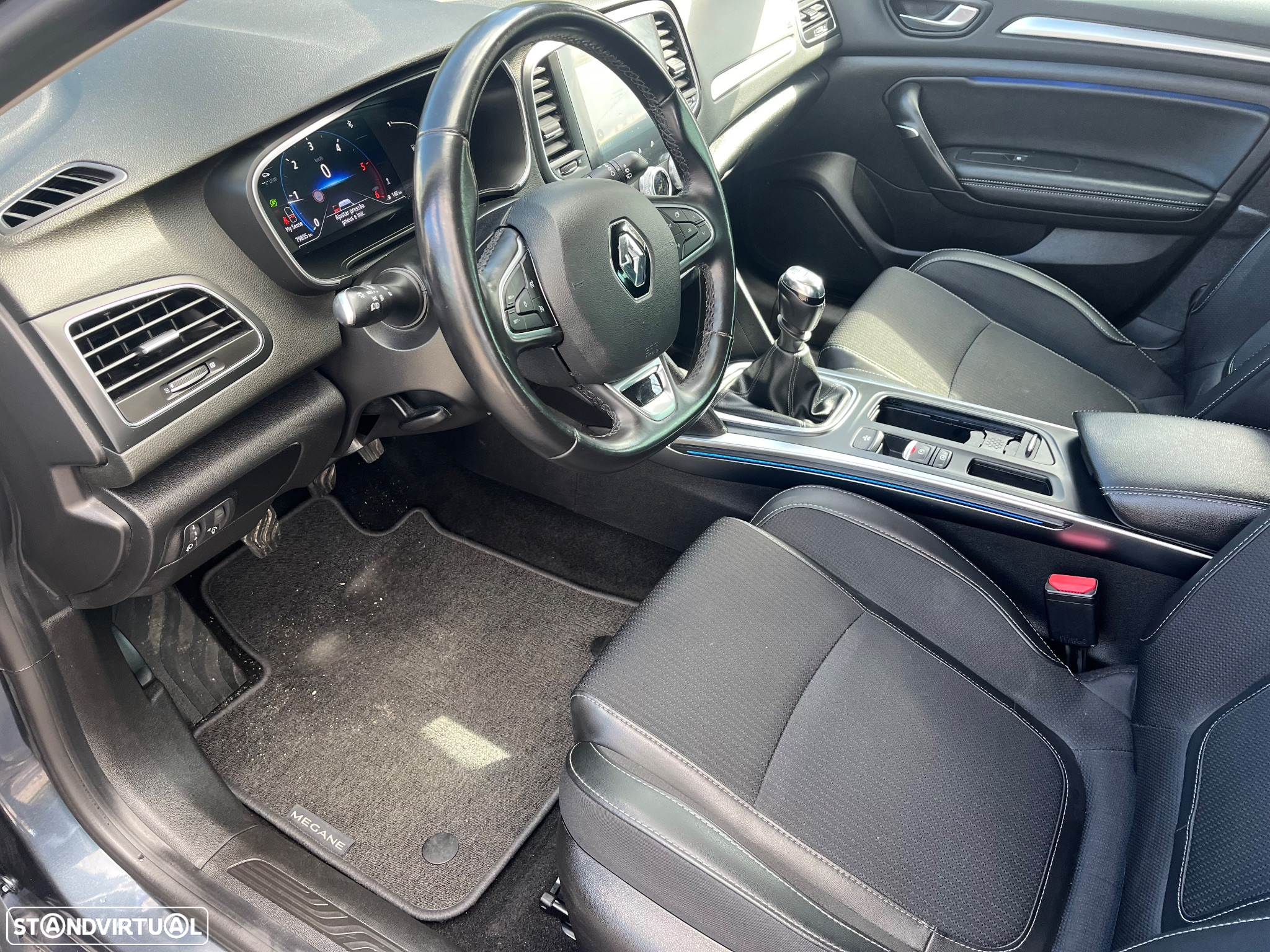 Renault Mégane Sport Tourer - 8