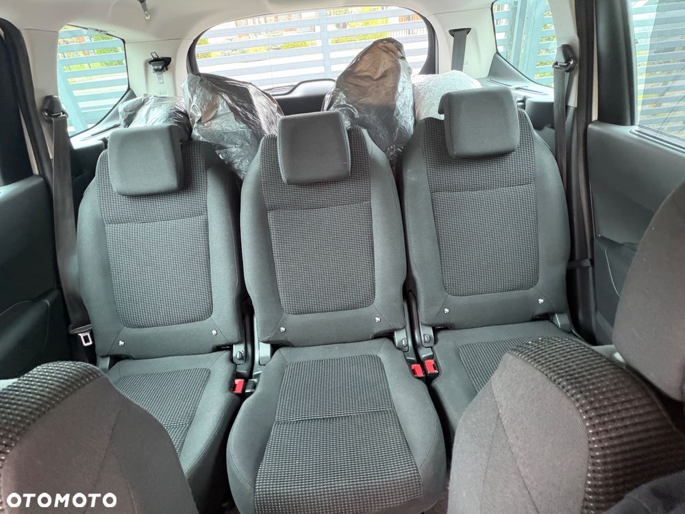 Peugeot 5008 2.0 HDi Allure 7os - 9