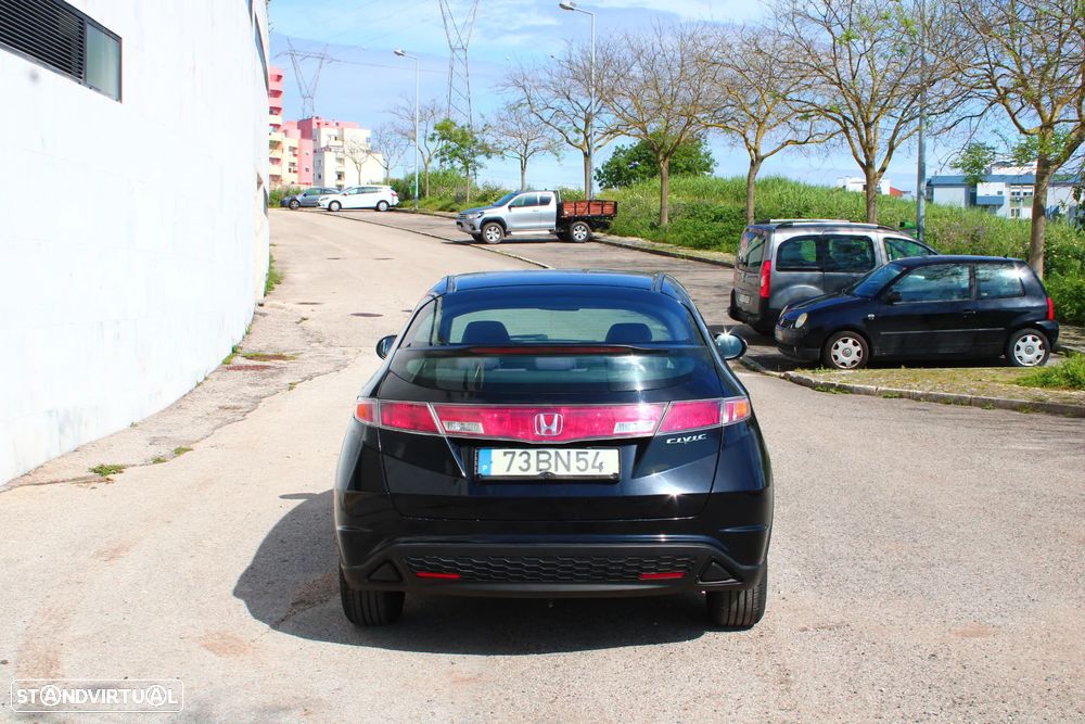 Honda Civic 1.4 Sport i-Shift - 6