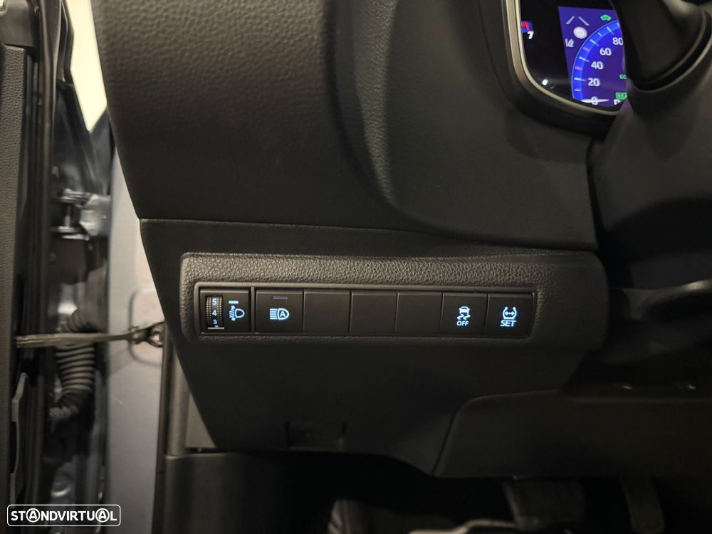 Toyota Corolla 1.8 Hybrid Exclusive - 49
