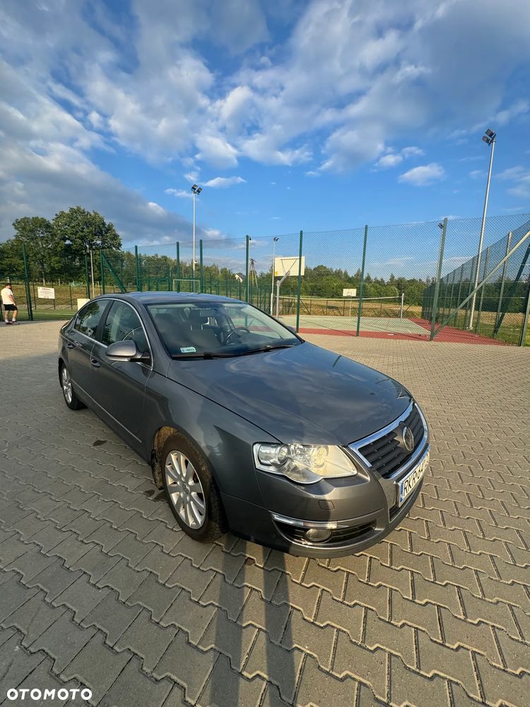 Volkswagen Passat 2.0 TDI Comfortline - 1