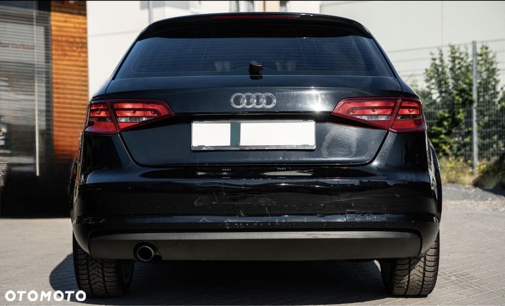 Audi A3 Sportback 1.6 TDI Ambition S tronic - 6