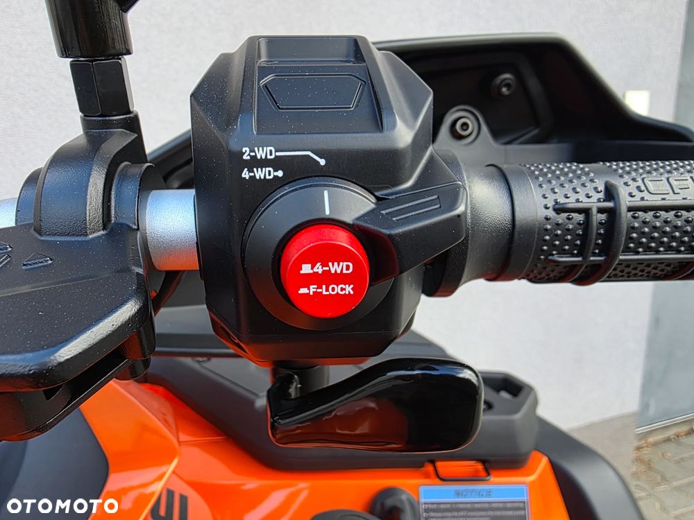 CFMoto CForce - 18