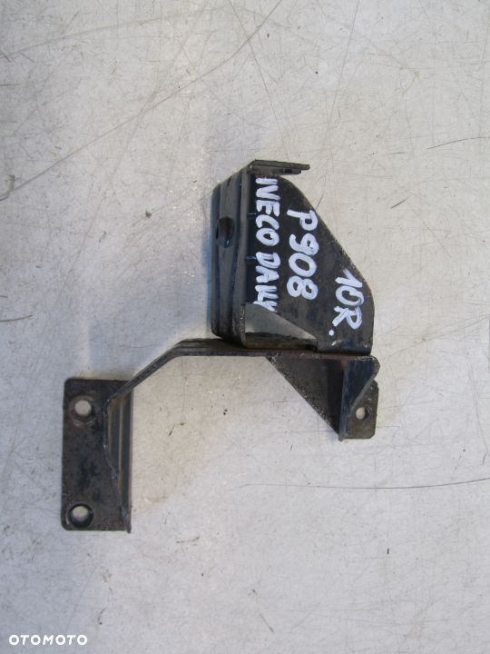 iveco daily 10r bliz mocowanie-wspornik zderzaka przód