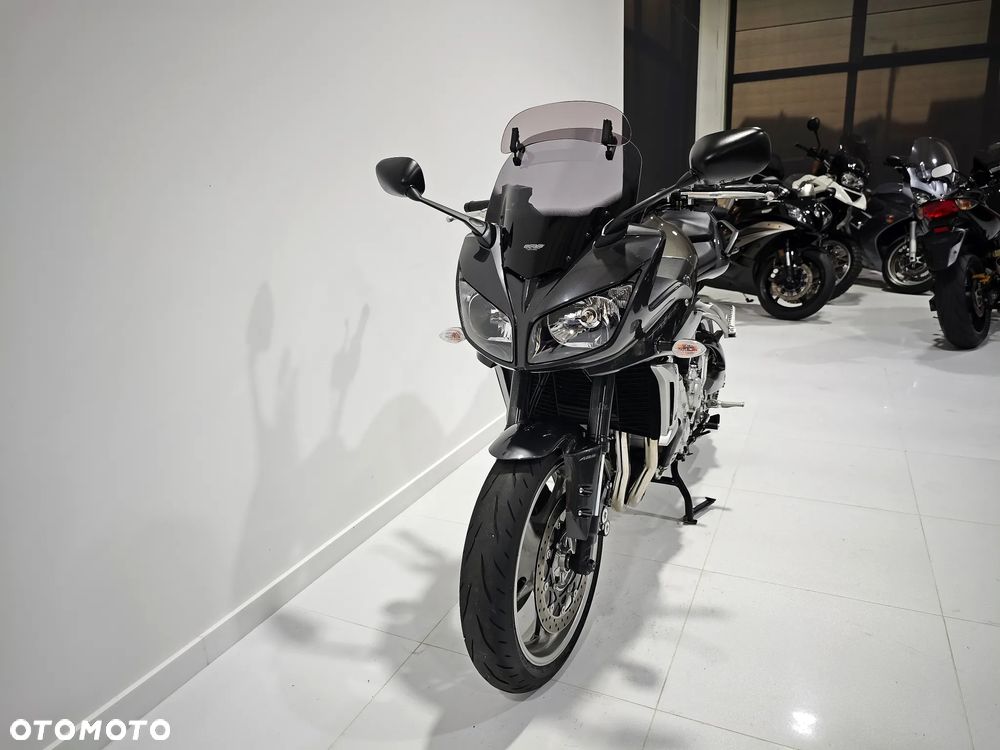 Yamaha FZ - 14