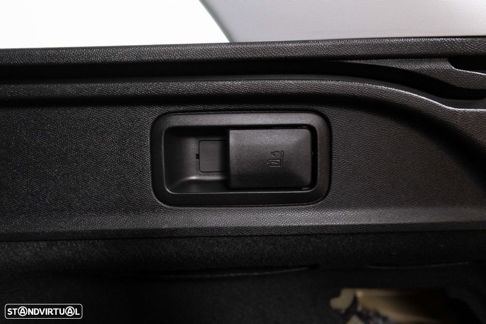 Peugeot 308 SW 1.5 BlueHDi Style EAT8 - 14