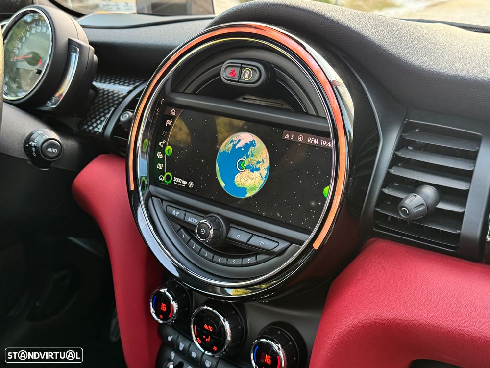 MINI 3 Portas John Cooper Works Auto Desportiva - 31
