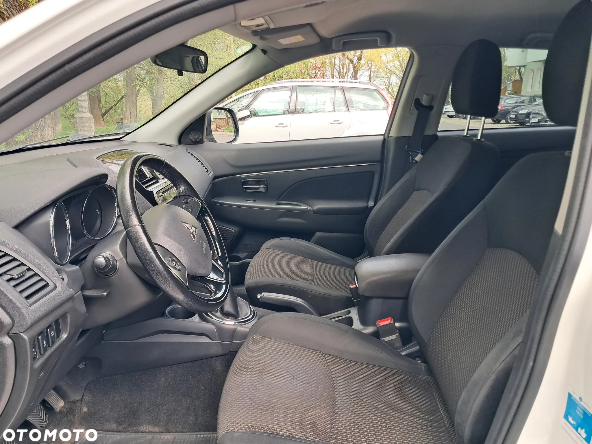 Mitsubishi ASX 1.6 Invite - 10