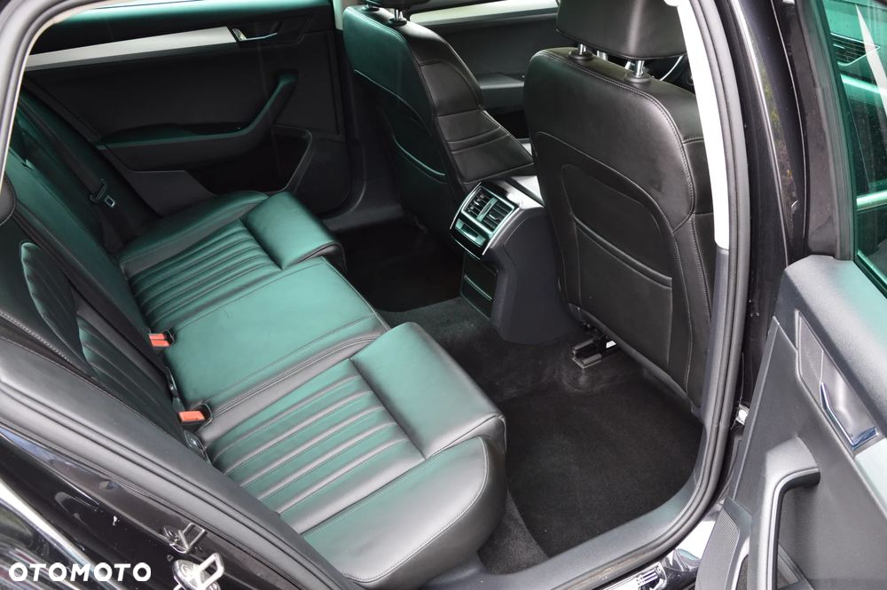 Skoda Superb 1.6 TDI DSG Ambition - 13