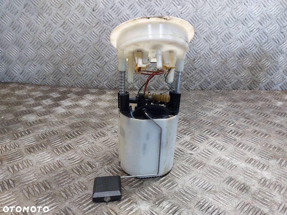 POMPKA PALIWA + PŁYWAK BMW E90 318i 2.0 16V 7197048 - 1