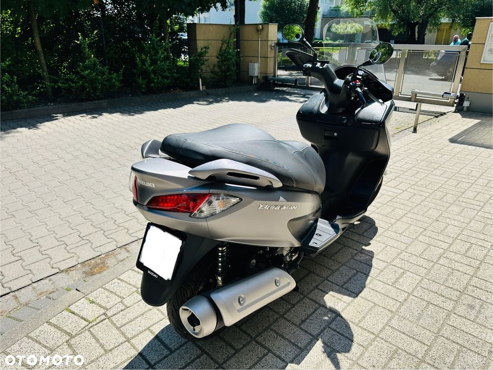 Suzuki Burgman - 5