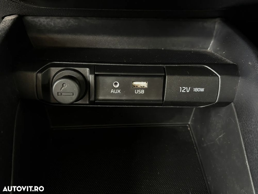 Kia Stonic 1.4 GSL Trend - 29