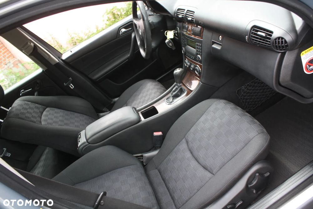 Mercedes-Benz Klasa C 220 CDI Automatik Elegance - 11