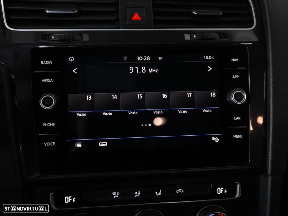 VW Golf Variant 1.6 TDi Confortline - 17