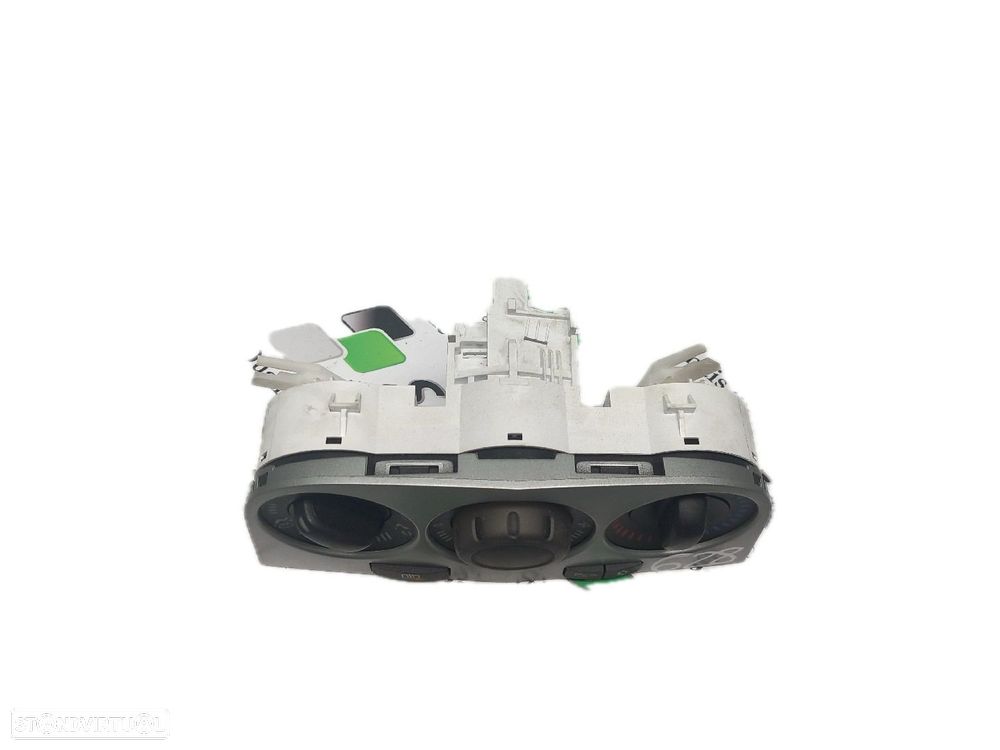 Comando / Botão De Sofagem / Climatronic Opel Corsa D (S07) - 2