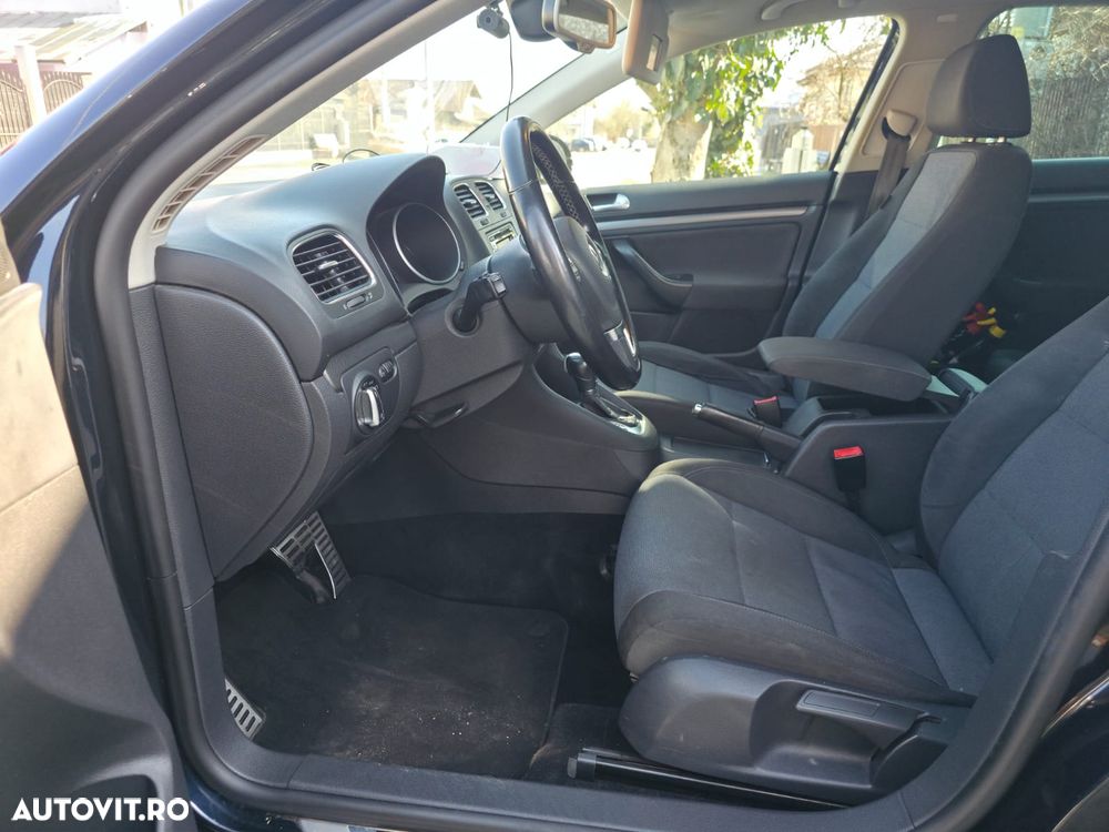 Volkswagen Golf 2012 photo 5