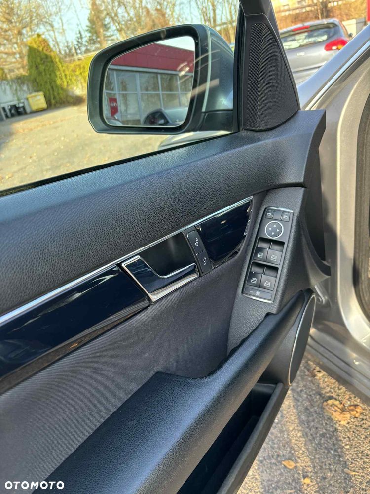 Mercedes-Benz Klasa C 200 Kompressor Elegance - 14