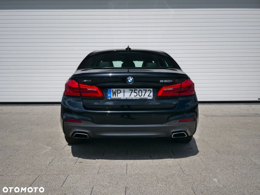 BMW Seria 5 530i xDrive M Sport sport - 11