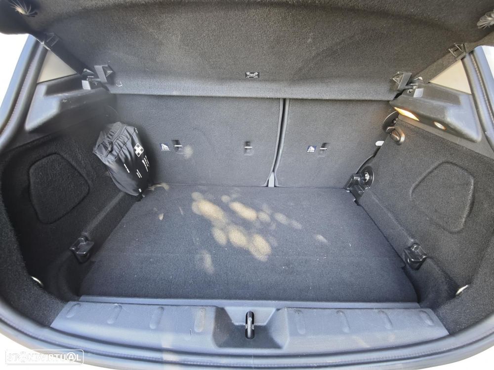 MINI 5 Portas Cooper D - 37