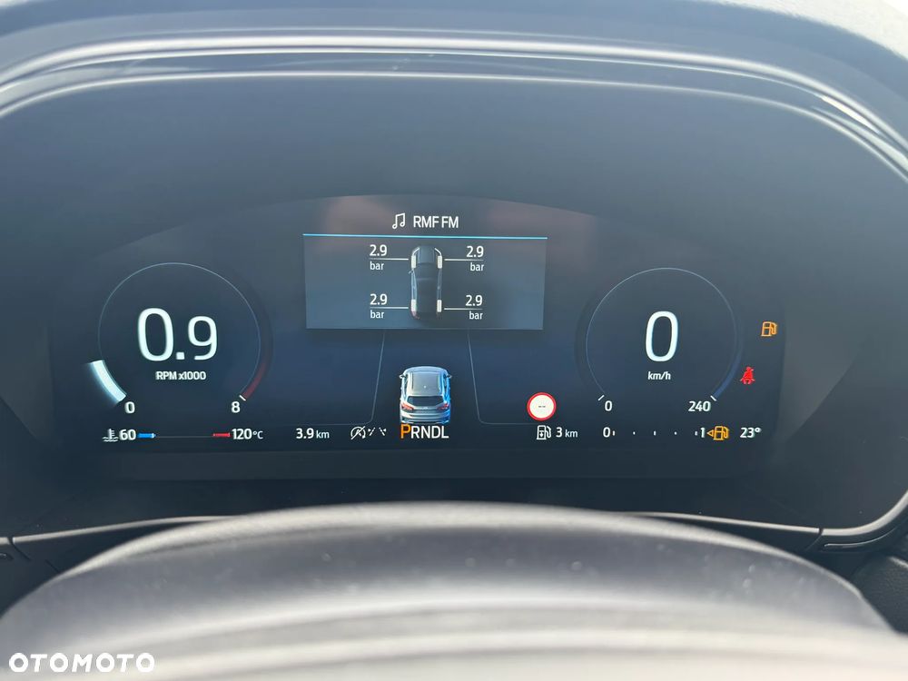 Ford Focus 1.0 EcoBoost mHEV ST-Line X - 24