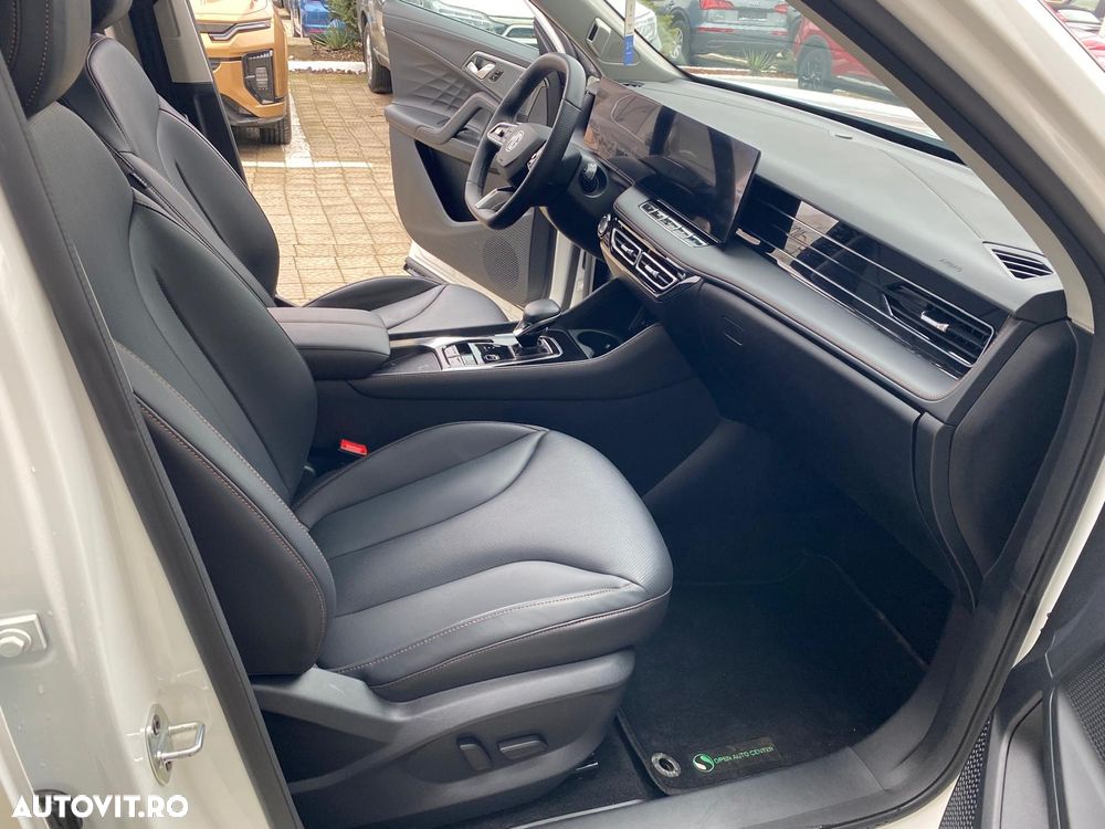 MG HS 1.5 T-GDi 7DCT Exclusive - 7