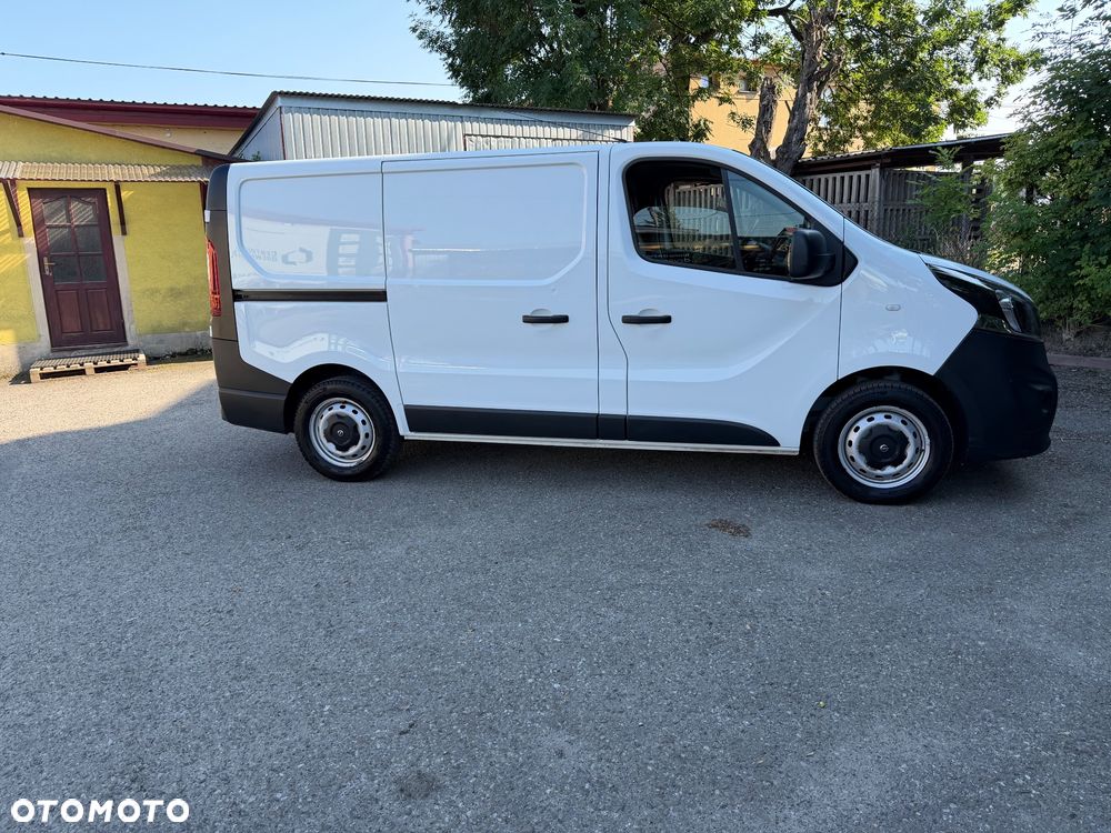 Opel Vivaro - 2