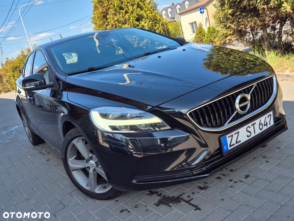 Volvo V40 T3 Geartronic Momentum - 18