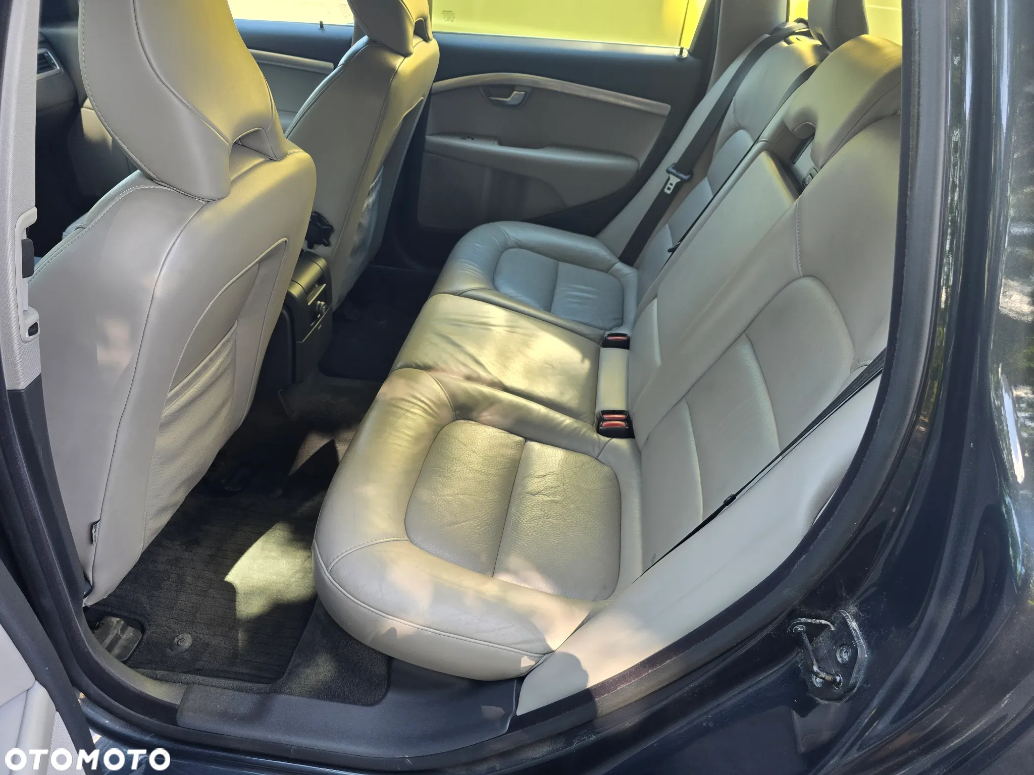 Volvo V70 2.0D Momentum - 27