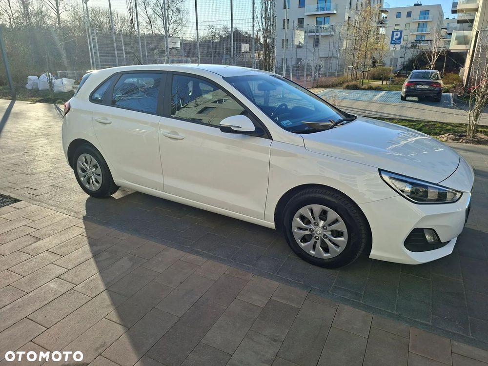 Hyundai i30 1.4 Classic + - 3