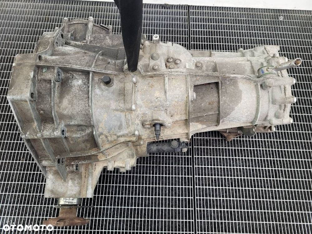 SKRZYNIA BIEGÓW MANUALNA AUDI A4 B8 1.8 TFSI 160KM LLV - 2