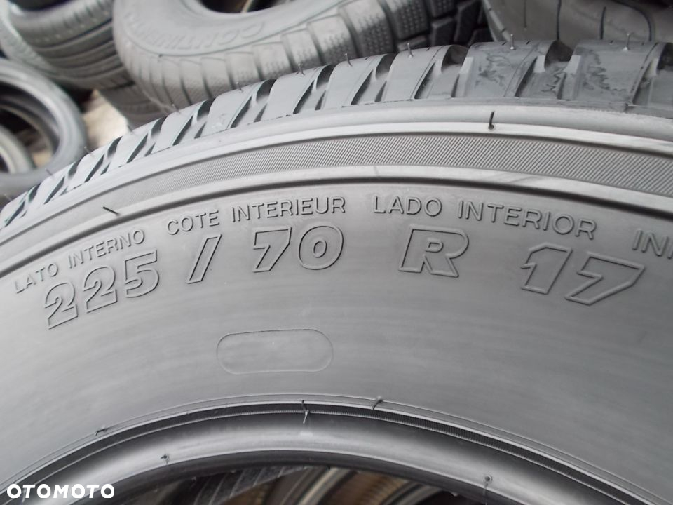 2x MICHELIN Latitude Cross 225/70R17 8,8mm 2016 - 2