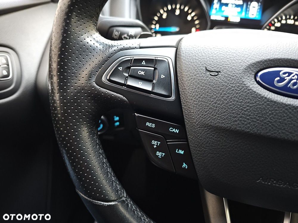 Ford Focus - 17