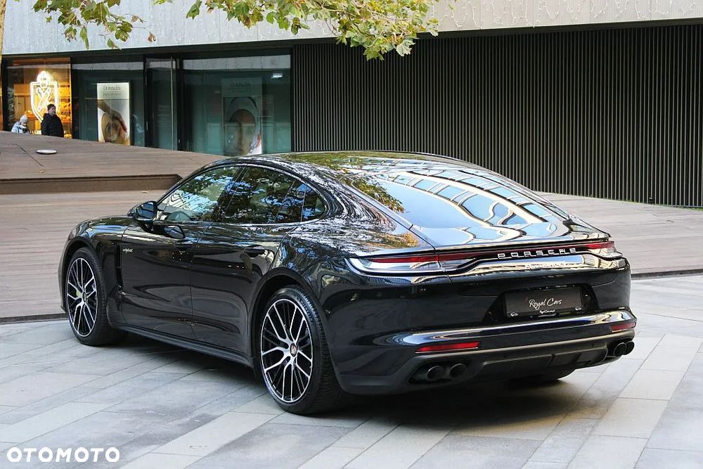 Porsche Panamera 4S E-Hybrid - 3