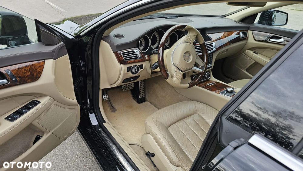 Mercedes-Benz CLS 500 4Matic BlueEFFICIENCY 7G-TRONIC - 10