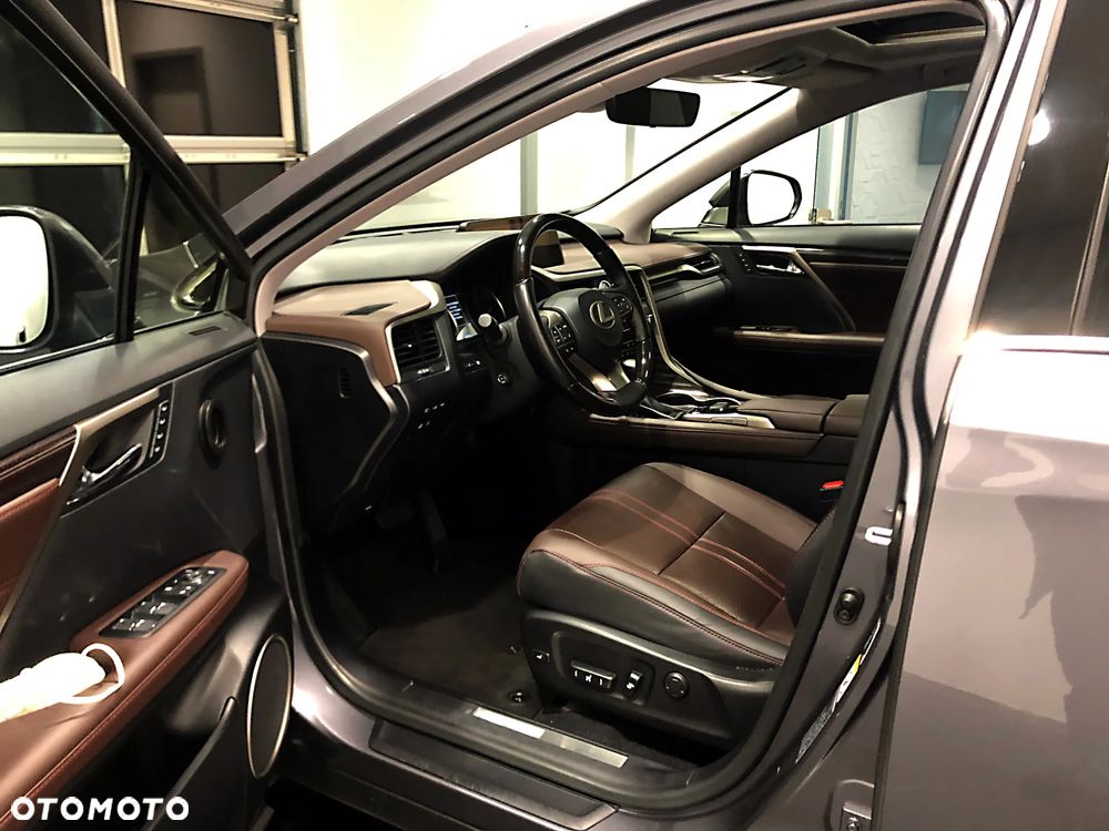 Lexus RX 450h Omotenashi - 10