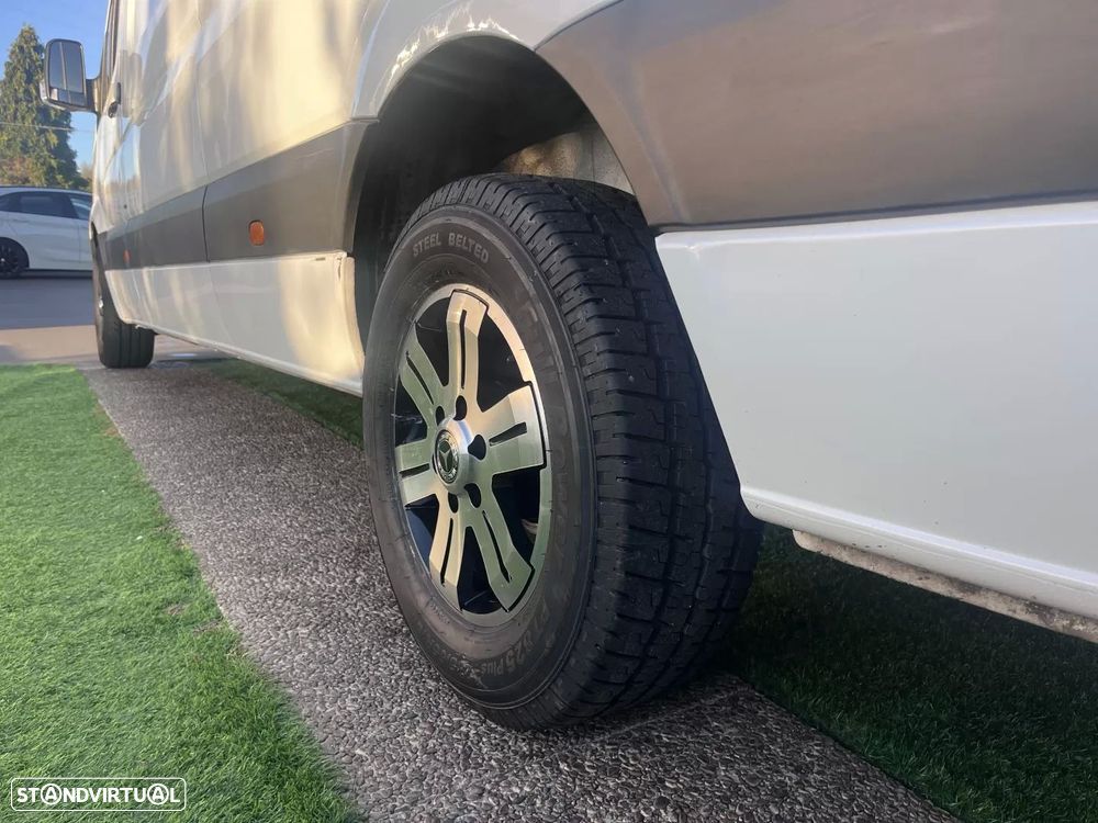 Mercedes-Benz sprinter 310 cdi longa automática - 10