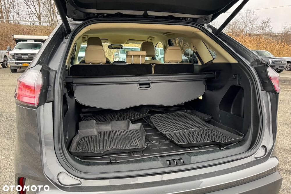 Ford Edge - 12
