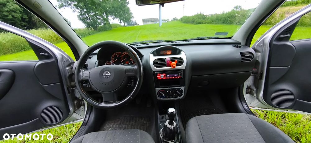 Opel Corsa 1.2 16V - 10