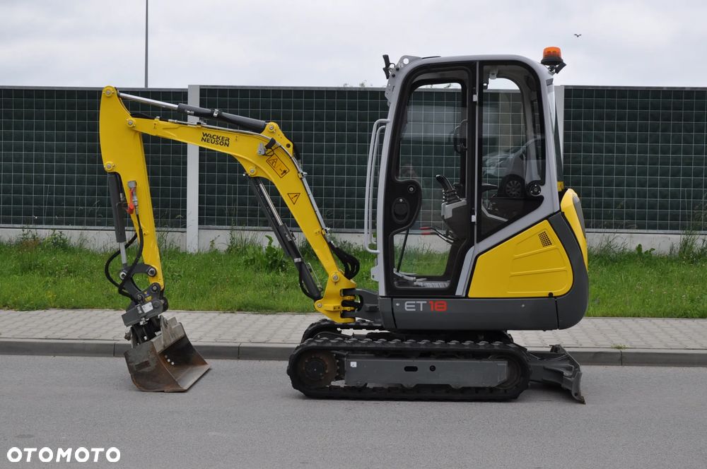 Wacker Neuson ET18 MAŁO MTG JAK NOWA!!! ŁYŻKA SKARPOWA HYDRAULICZNA WYJŚCIA HYDRAULICZNE - 32
