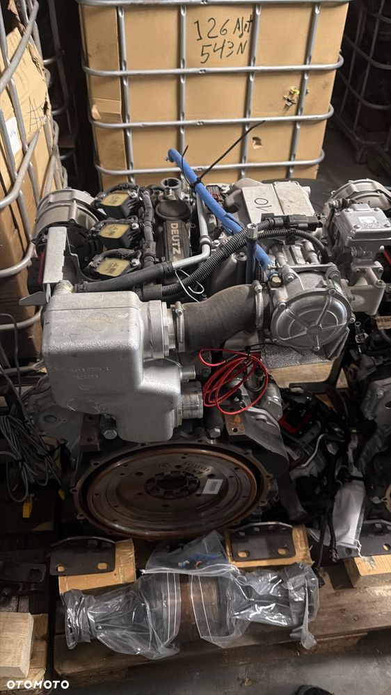 Silnik DEUTZ TD 2.2 L3 36,4 KW 2202258