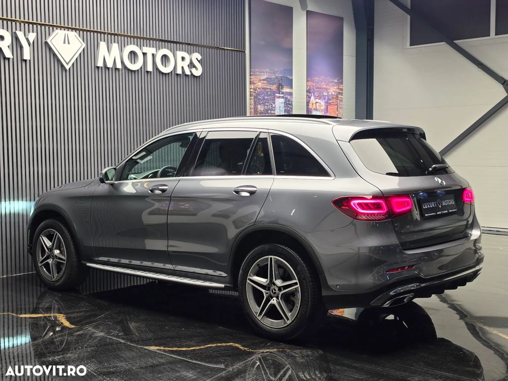 Mercedes-Benz GLC 300 e 4Matic 9G-TRONIC AMG Line Plus - 5