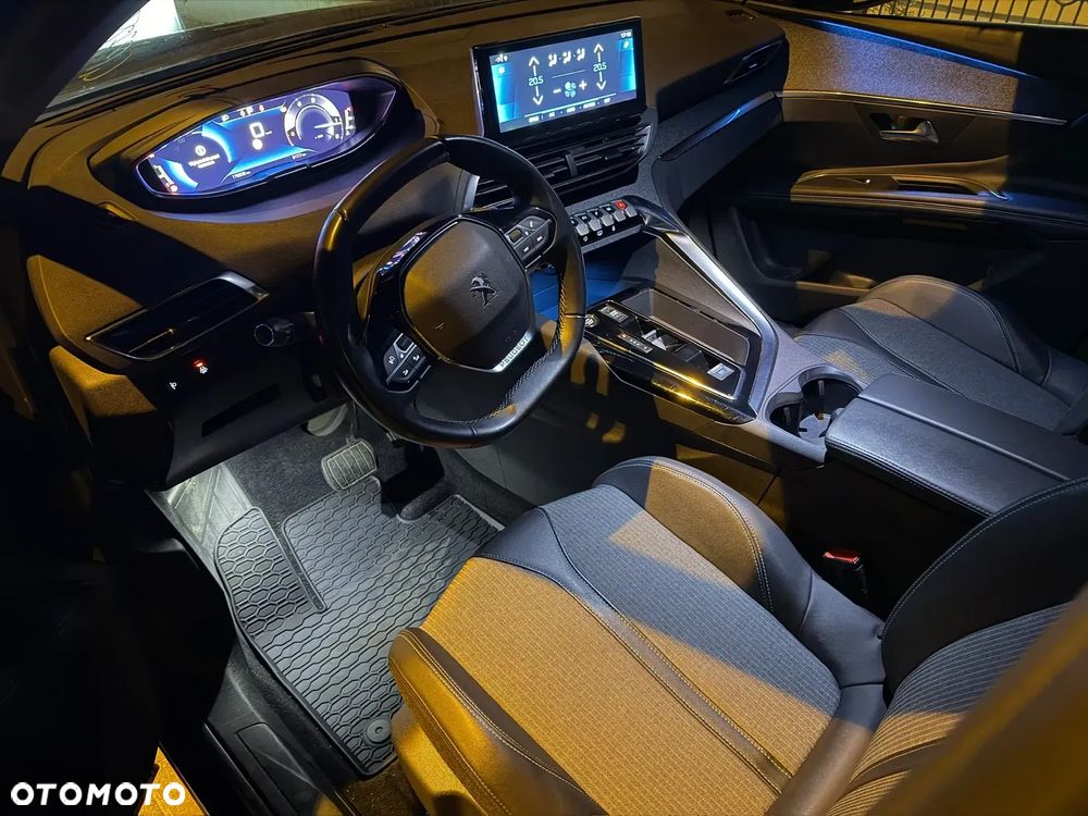 Peugeot 3008 1.5 BlueHDi Allure S&S EAT8 - 8