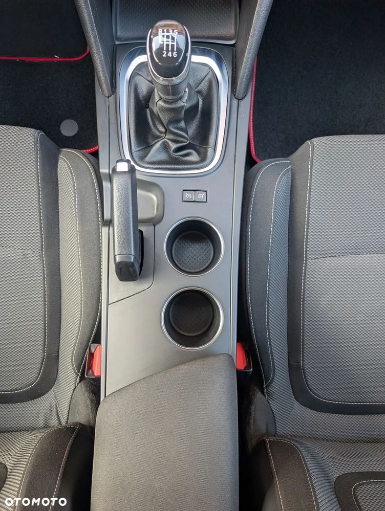 Renault Megane 1.3 TCe FAP Zen - 30