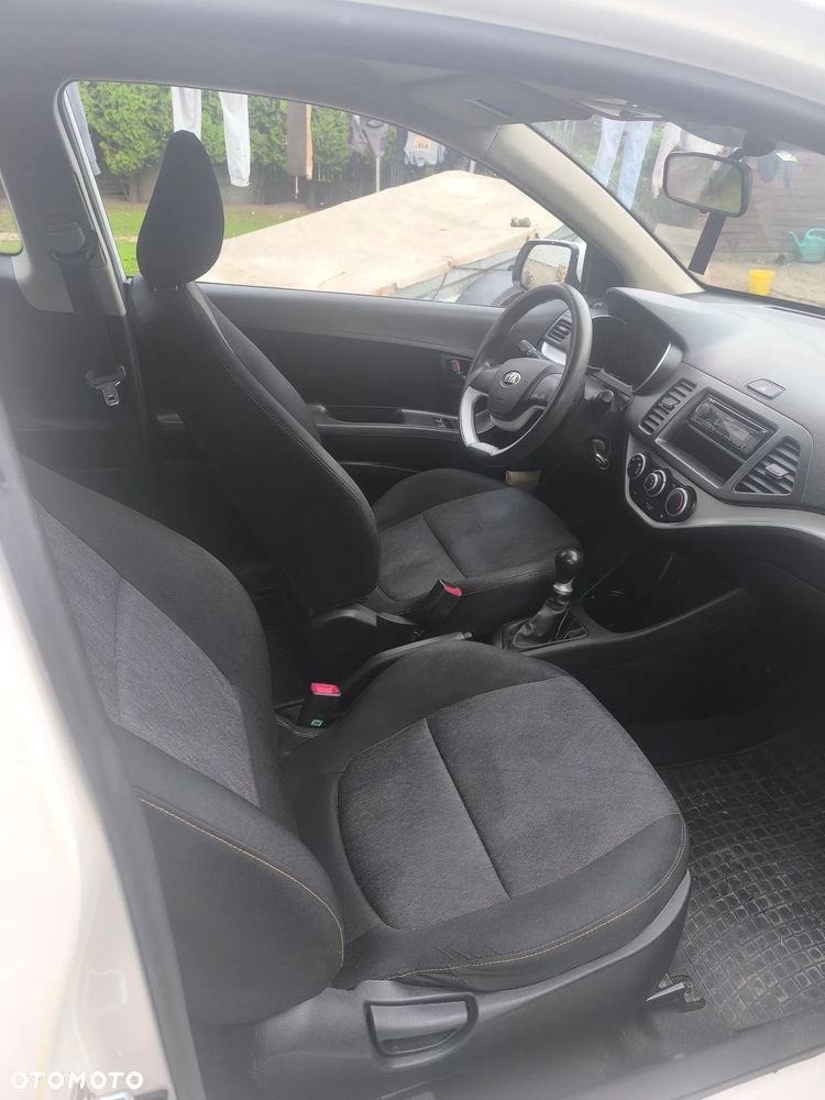 Kia Picanto 1.0 L - 5