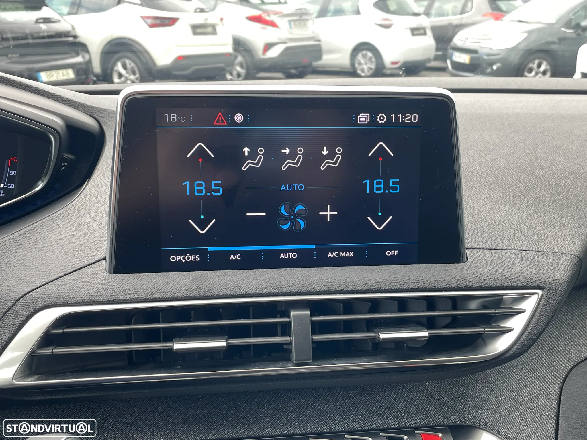 Peugeot 3008 1.2 PureTech Allure Pack EAT8 - 31