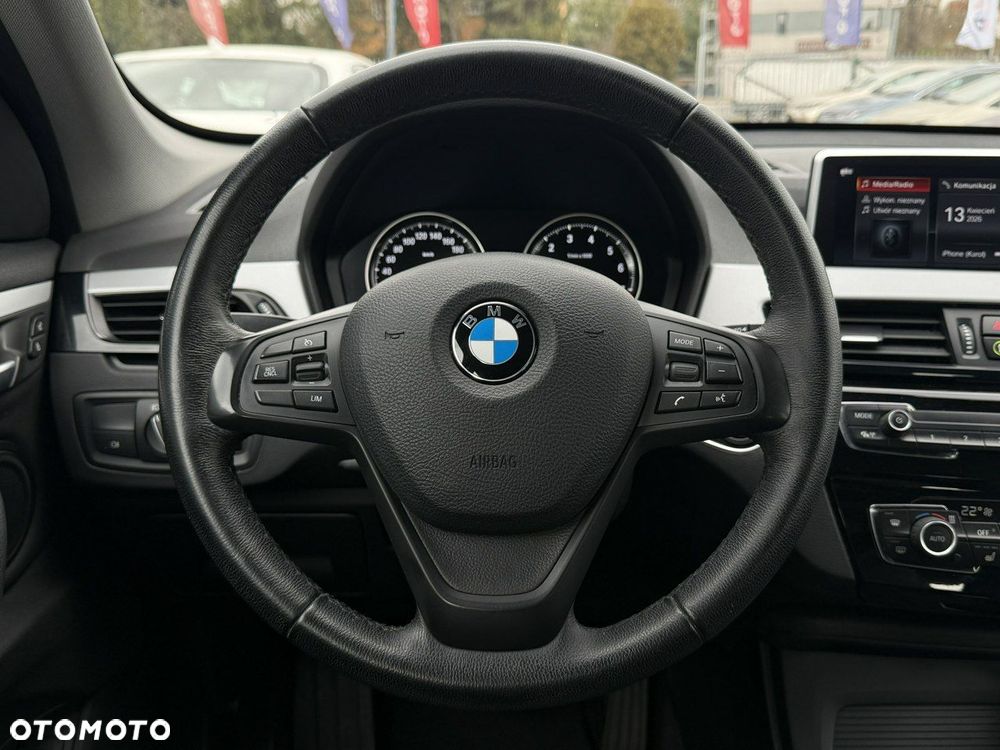 BMW X1 sDrive18i Business Edition - 17