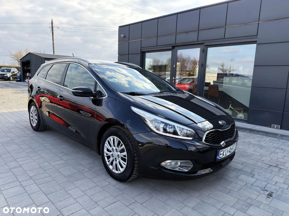 Kia Ceed 1.6 GDI Business Line - 1