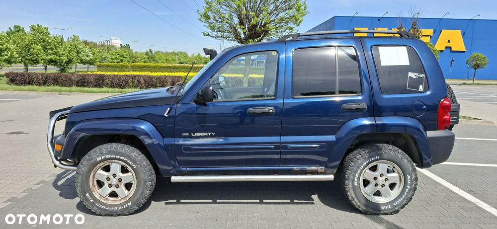 Jeep Liberty 3.7 4x4 - 9