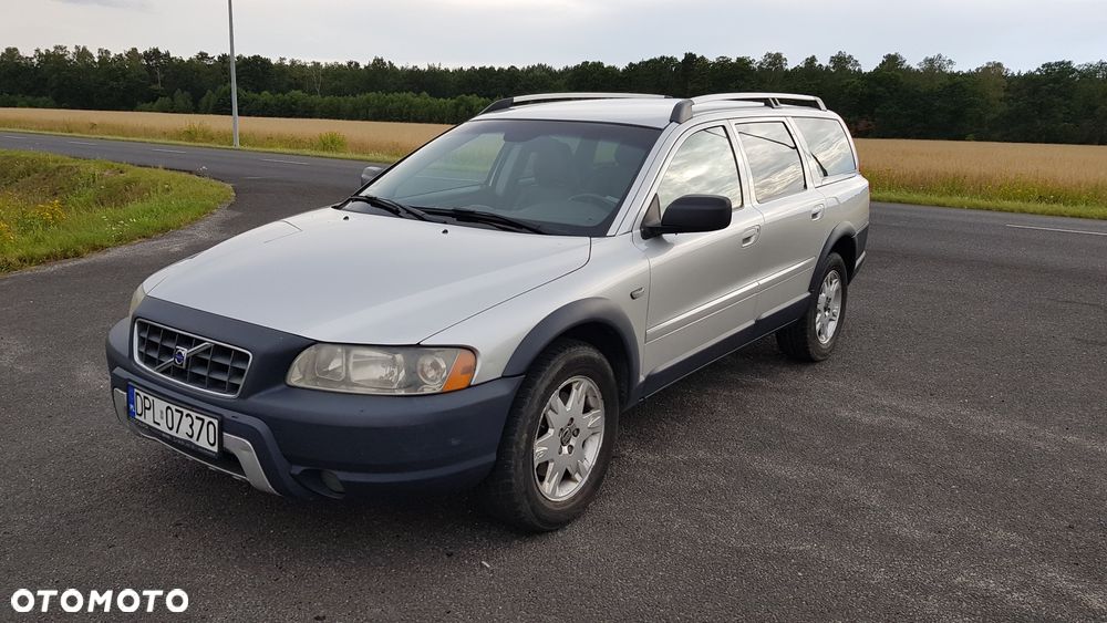 Volvo XC 70 D5 AWD Momentum - 1