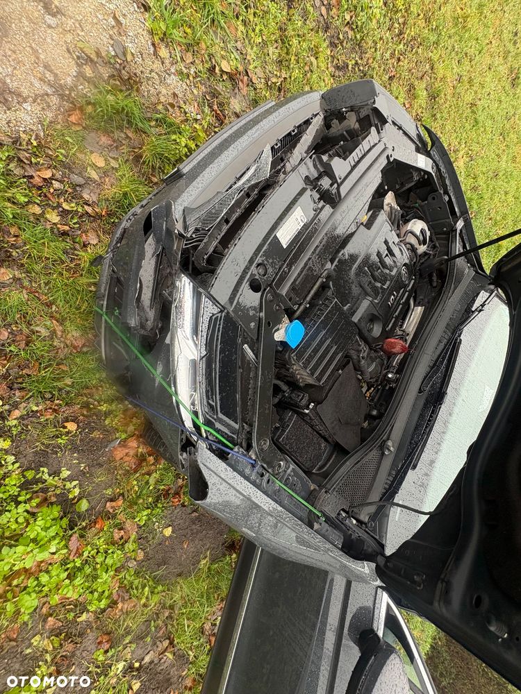 Volkswagen Tiguan - 12